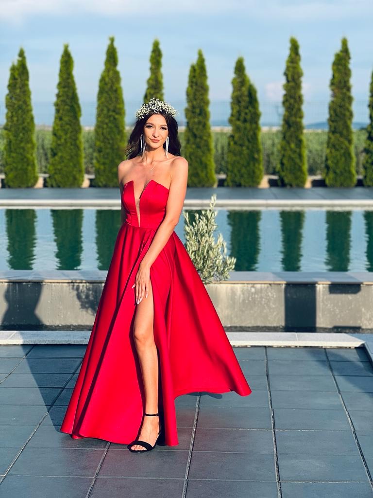The red passion dress
